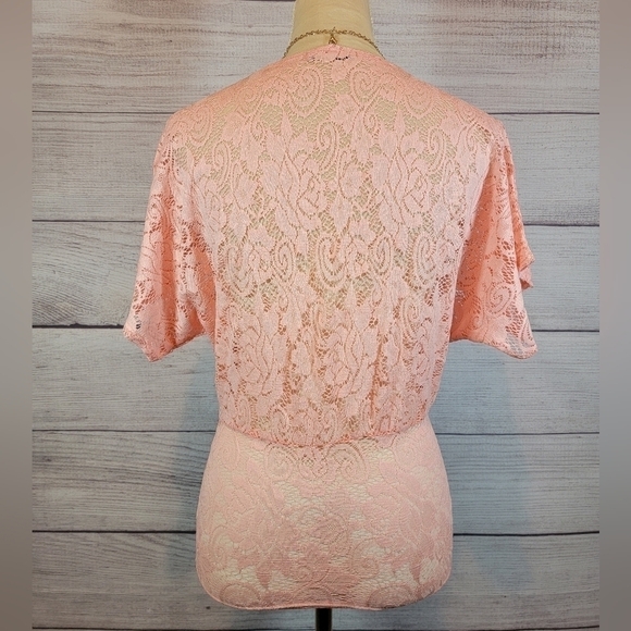 PAPAYA Floral Lace Short Sleeve Blouse with Necklace Pink Size Small - Picture 3 of 6